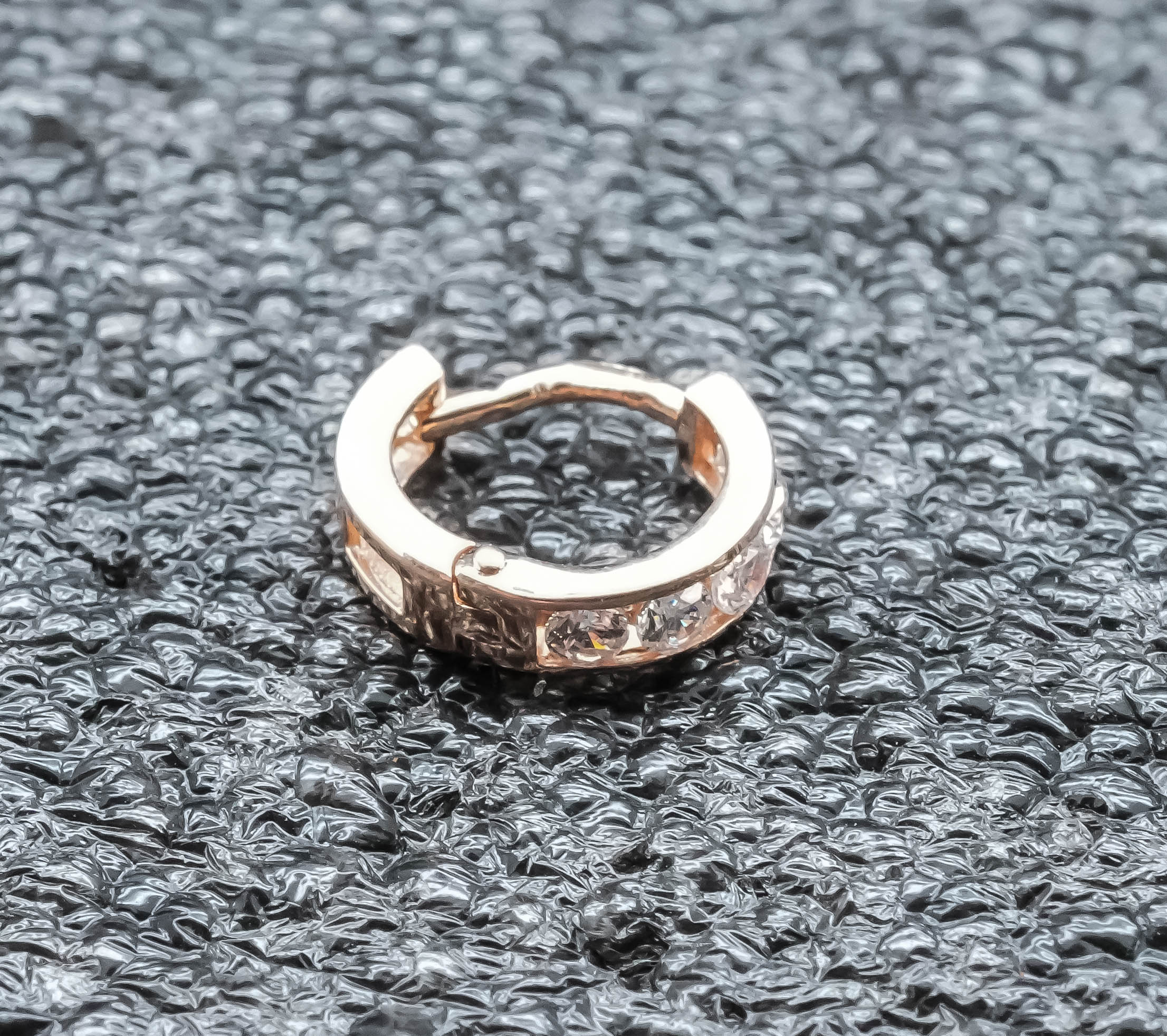 Серьга золотая (0,44 г, Золото, 585, вставка 0,07 г)