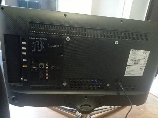 TV Samsung 32"  UE32H6230AK